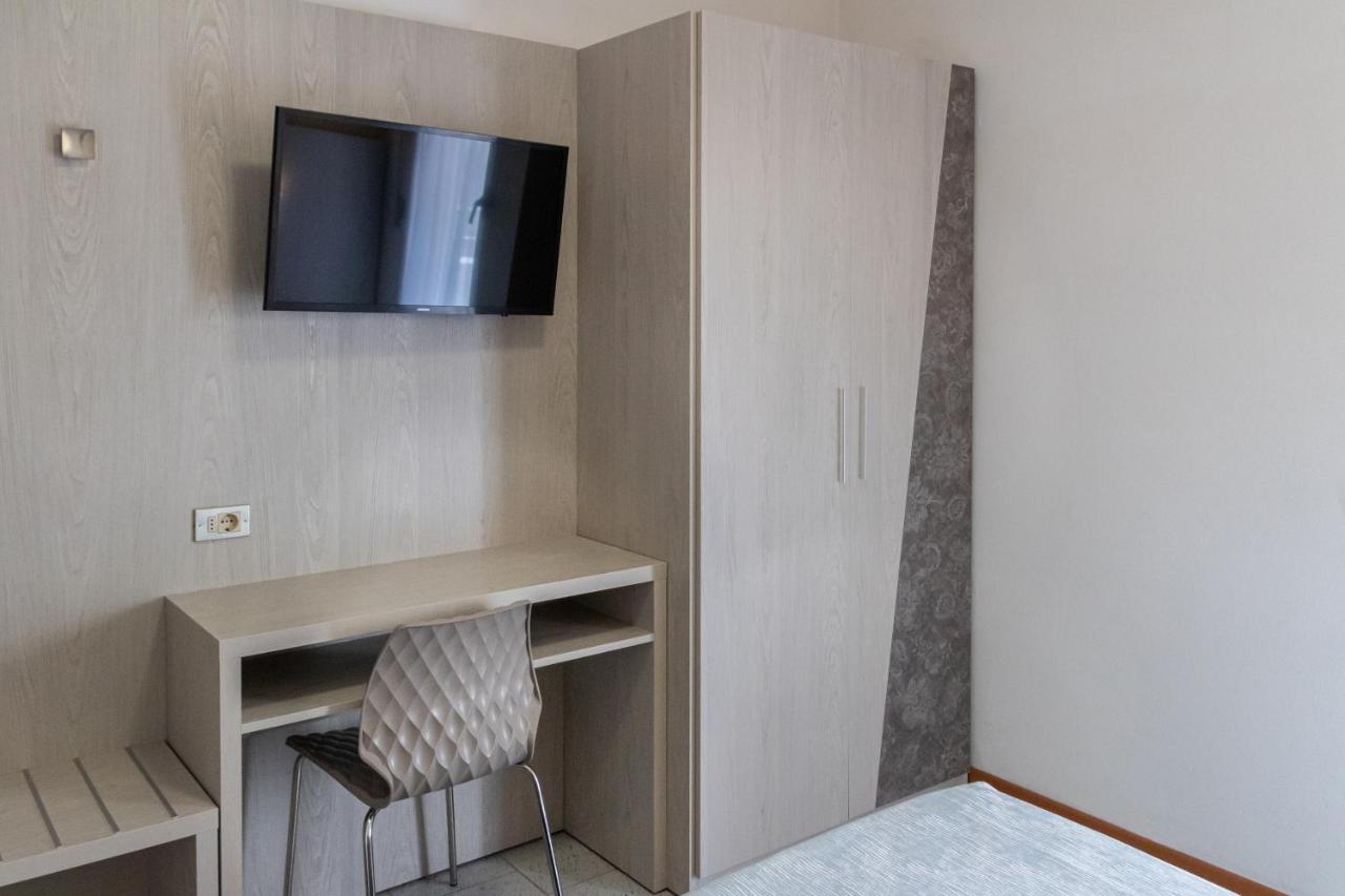 Hotel Boston Cesenatico Dış mekan fotoğraf